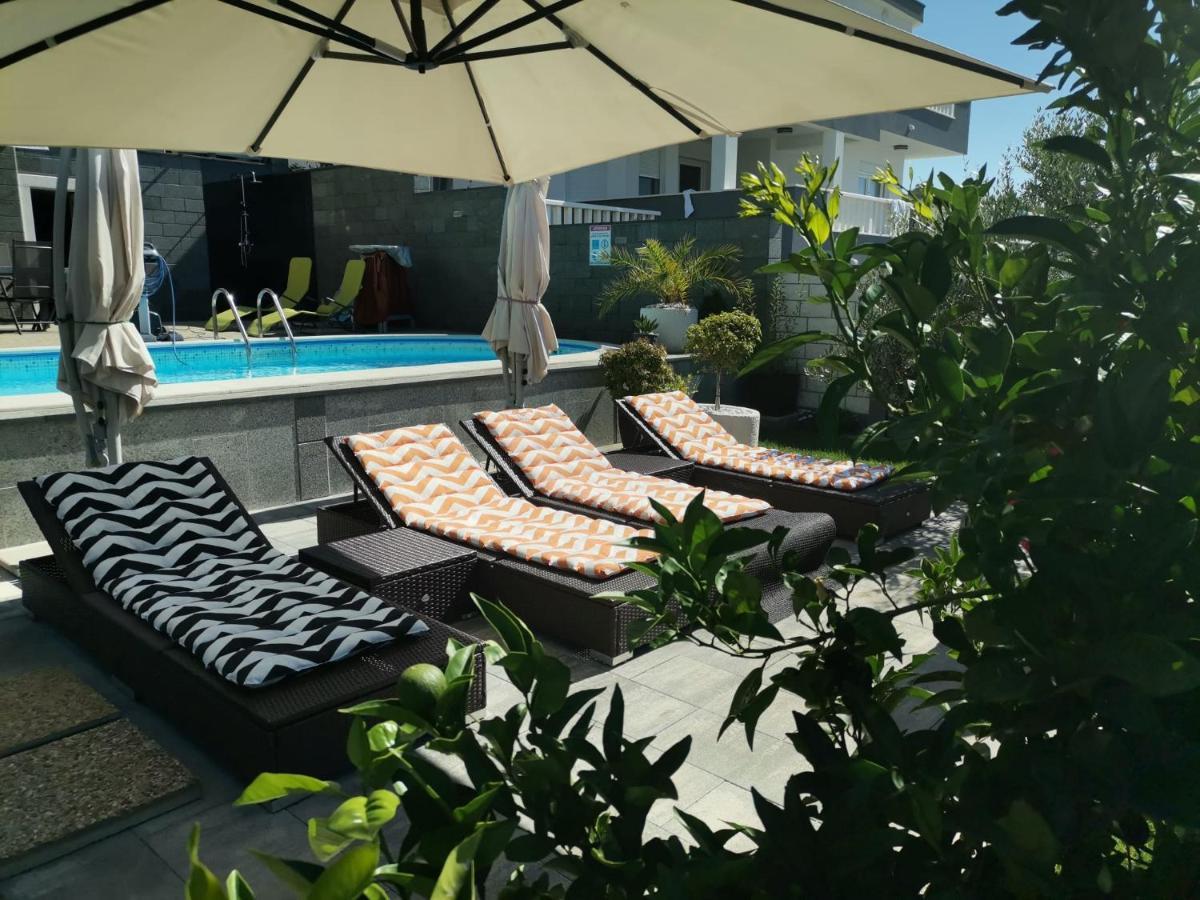 Apartment Ruza - Pool Donji Seget Buitenkant foto