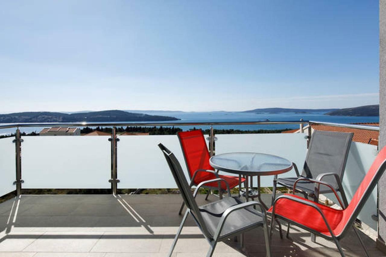 Apartment Ruza - Pool Donji Seget Buitenkant foto